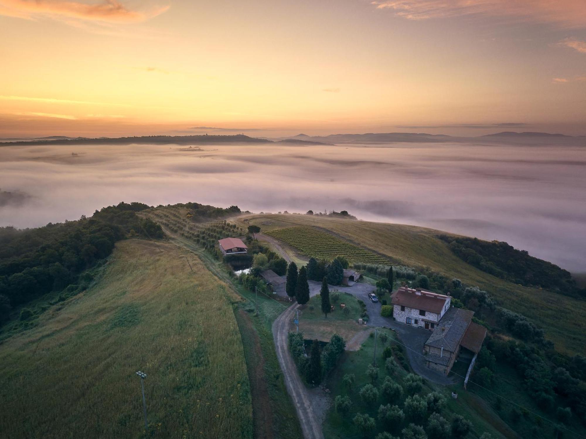 Agriturismo La Buca Di Bellugi San Quirico dʼOrcia Kültér fotó
