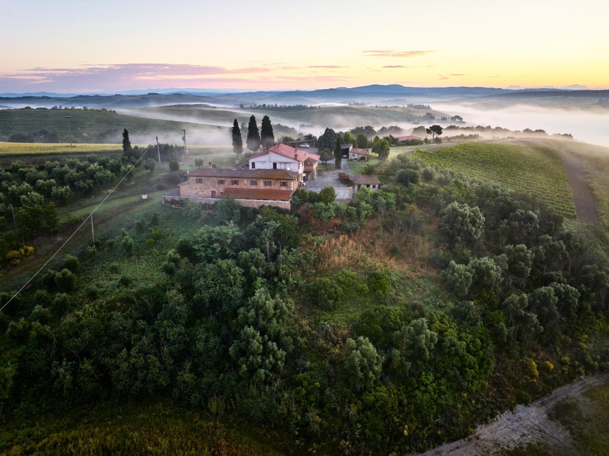 Agriturismo La Buca Di Bellugi San Quirico dʼOrcia Kültér fotó