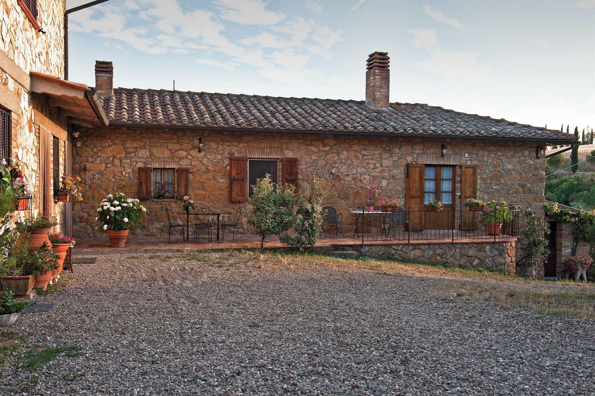 Agriturismo La Buca Di Bellugi San Quirico dʼOrcia Kültér fotó