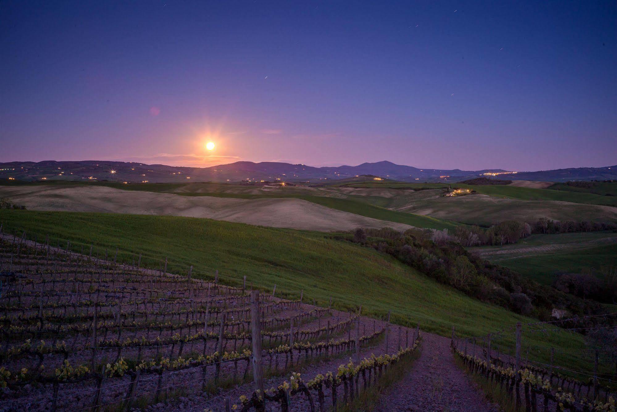 Agriturismo La Buca Di Bellugi San Quirico dʼOrcia Kültér fotó